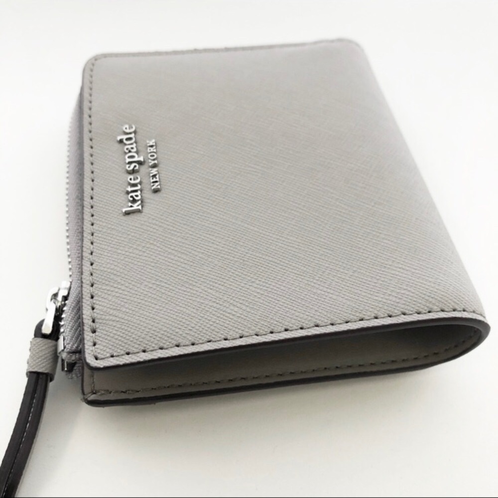 Kate Spade Wallet - Picture 2 of 5